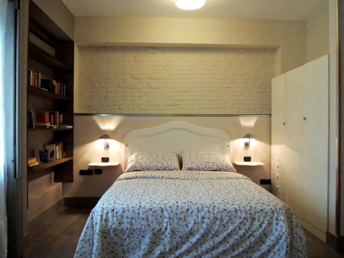 Two Sisters Suites Napoli Esterno foto