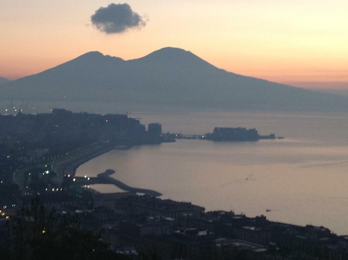 Two Sisters Suites Napoli Esterno foto